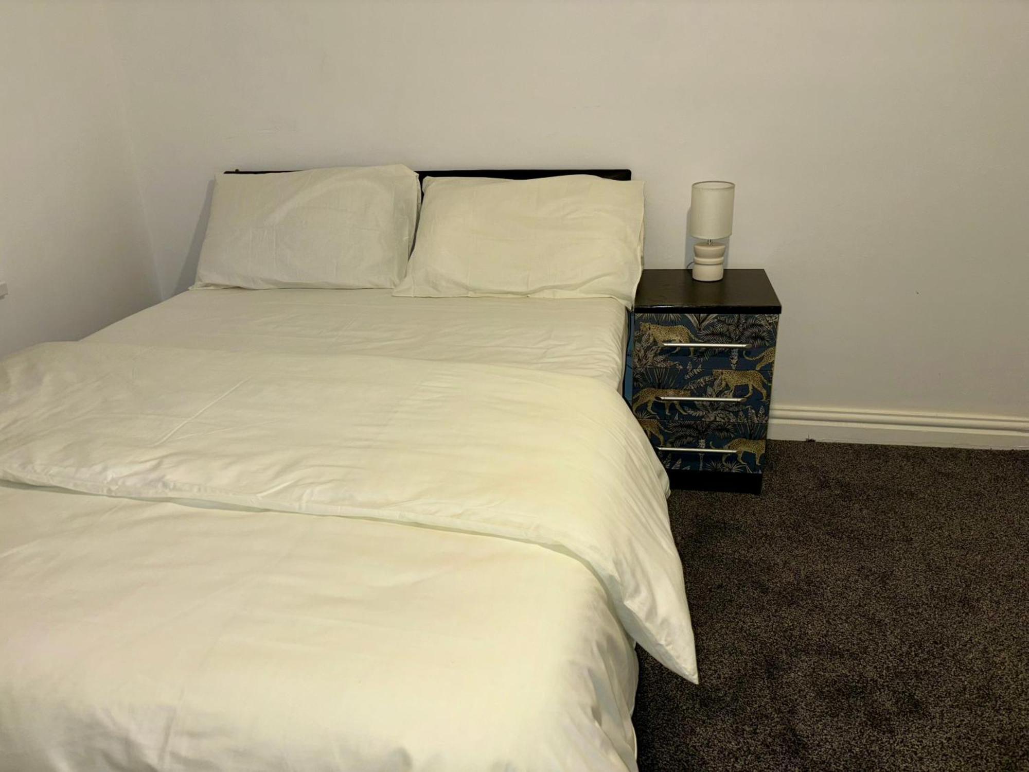 Stainless Guests House 호텔 더들리 외부 사진